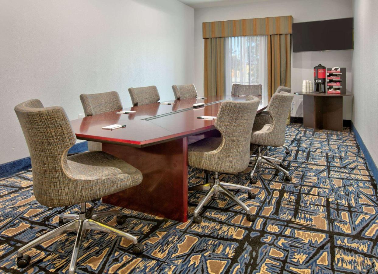 La Quinta Inn & Suites By Wyndham Lubbock Southwest מראה חיצוני תמונה